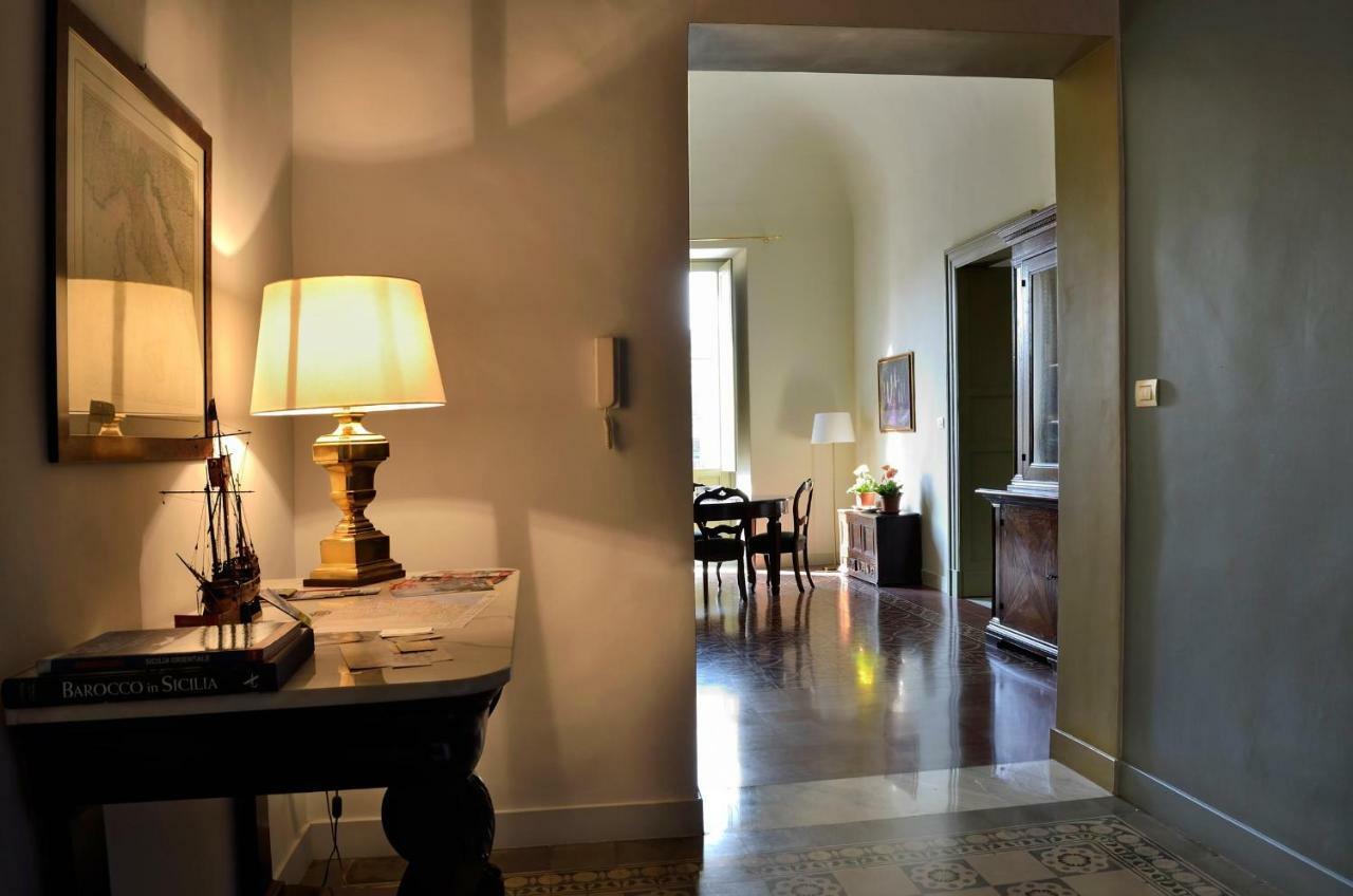 Don Giovanni Charme Apartment CTA Exteriör bild